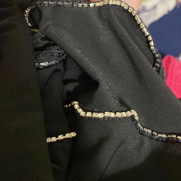 3/4 Bell Sleeve w/ Rhinestone Trim Top - Picture 5 of 9